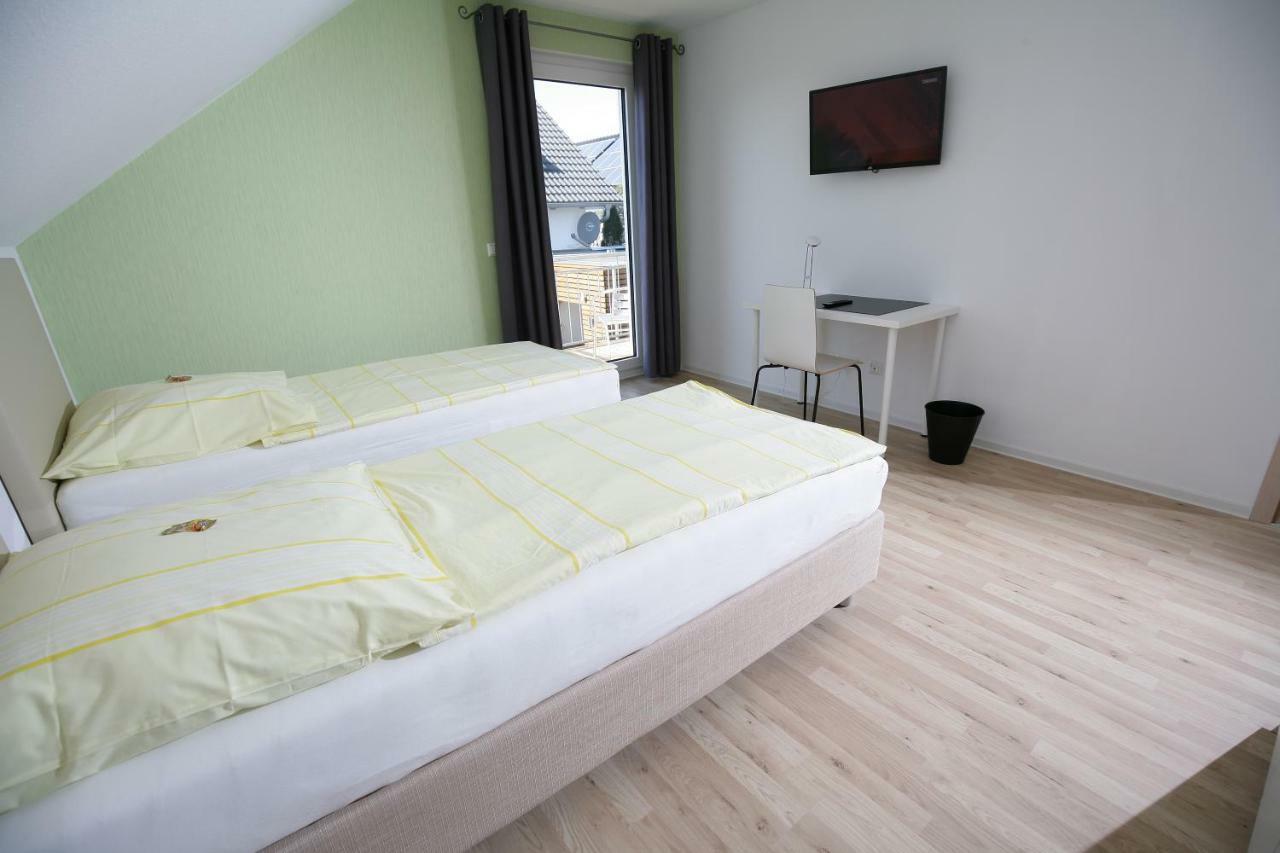 Apartments Am Baronenwald Goppingen Bagian luar foto