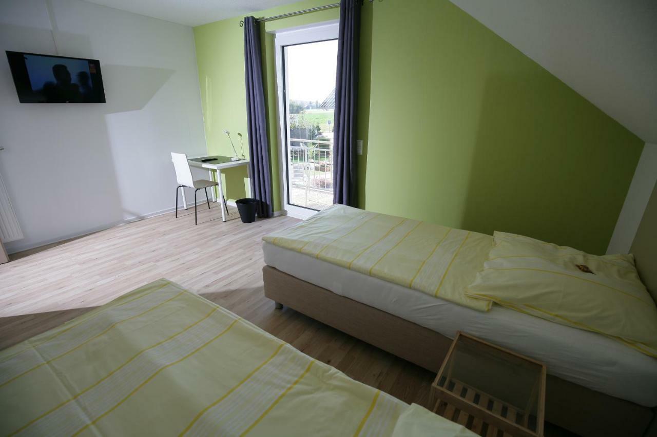 Apartments Am Baronenwald Goppingen Bagian luar foto